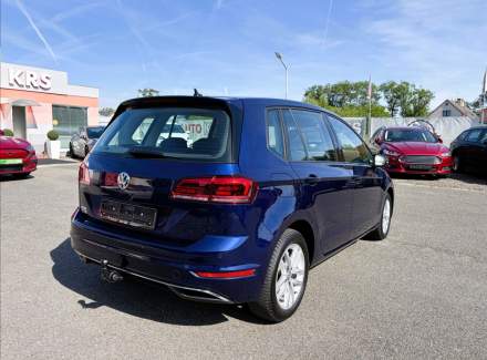 Volkswagen - Golf