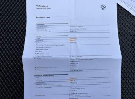 Volkswagen - Golf
