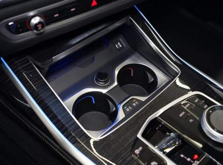 BMW - X7