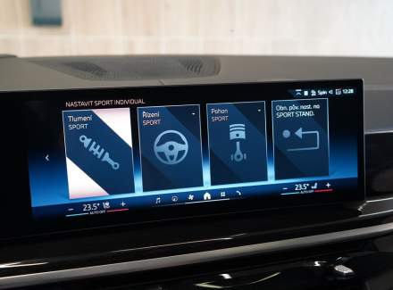 BMW - X7