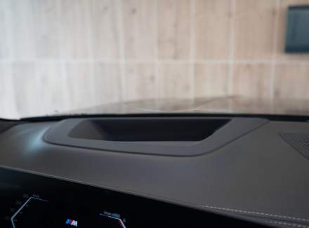 BMW - X7