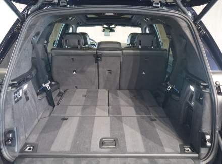 BMW - X7