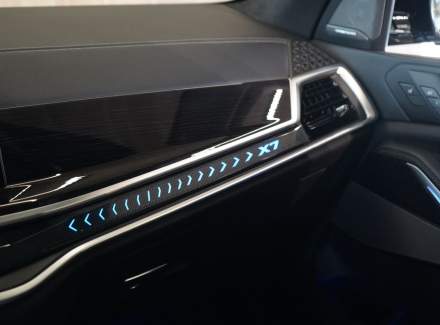 BMW - X7