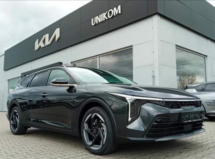 Kia - K4