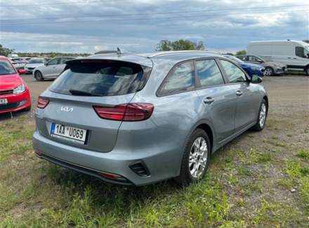 Kia - Cee'd