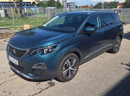 Peugeot - 5008
