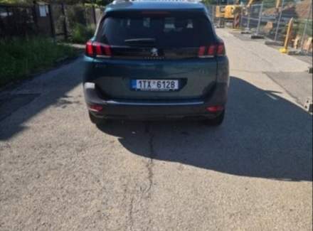 Peugeot - 5008