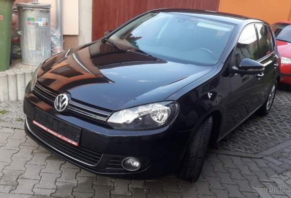 Volkswagen - Golf