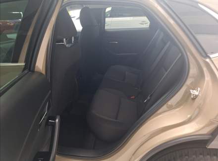 Mazda - CX-30