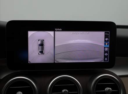 Mercedes-Benz - C-class
