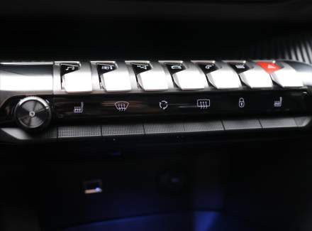 Peugeot - 5008