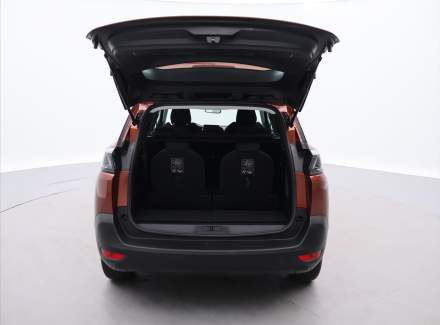 Peugeot - 5008