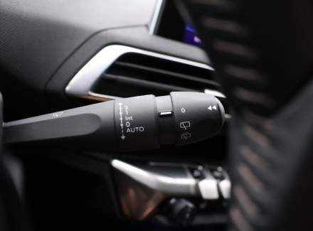 Peugeot - 5008