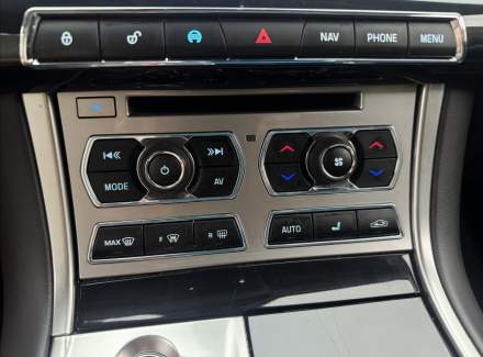 Jaguar - XF