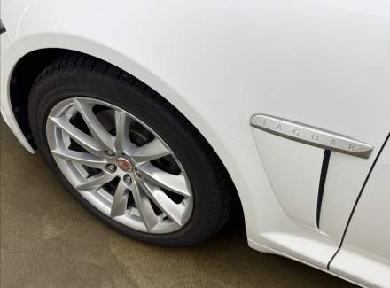 Jaguar - XF