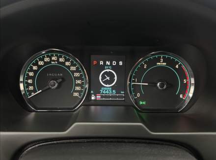 Jaguar - XF