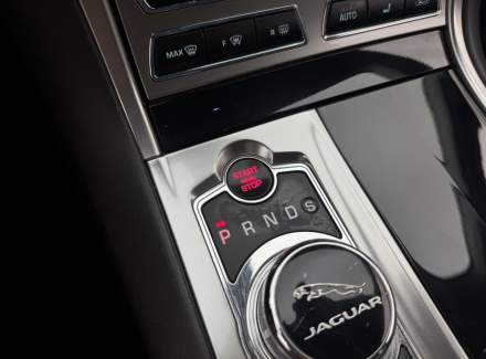Jaguar - XF