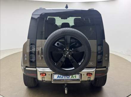 Land Rover - Defender