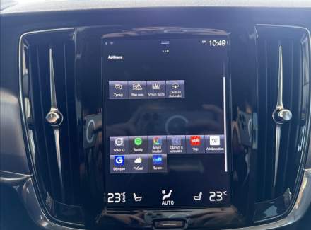Volvo - V90