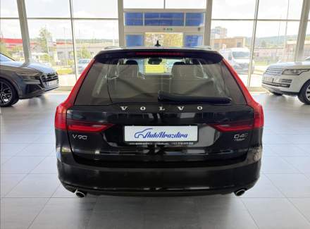 Volvo - V90