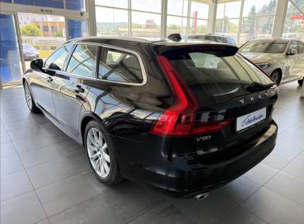 Volvo - V90