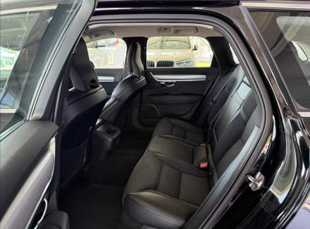 Volvo - V90
