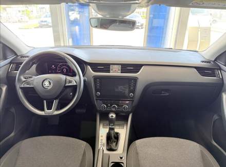 Škoda - Octavia