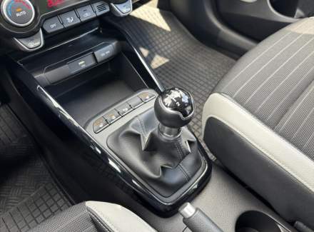 Kia - Stonic