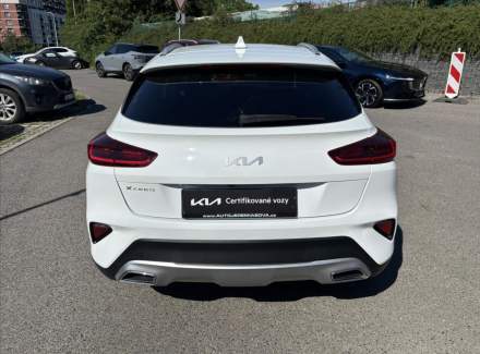 Kia - XCeed