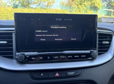 Kia - XCeed