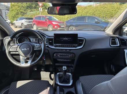 Kia - XCeed
