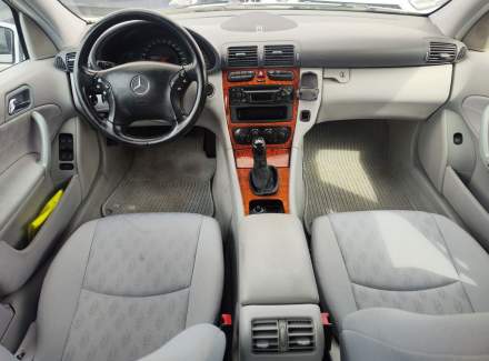 Mercedes-Benz - C-class