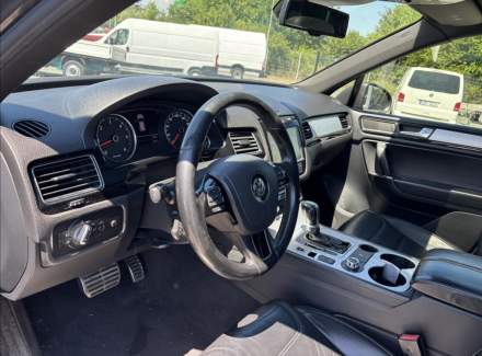 Volkswagen - Touareg