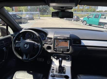 Volkswagen - Touareg