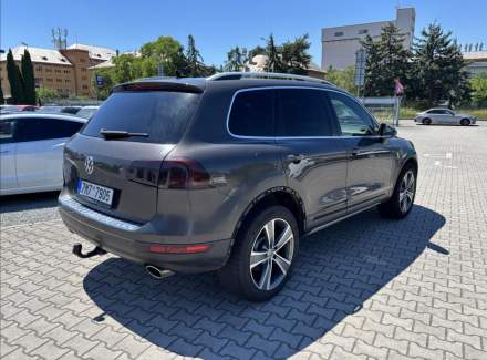 Volkswagen - Touareg