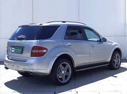 Mercedes-Benz - M-class