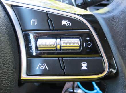 Kia - XCeed