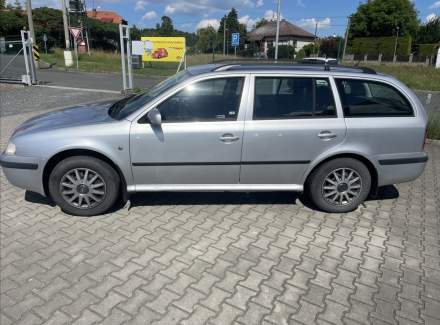 Škoda - Octavia