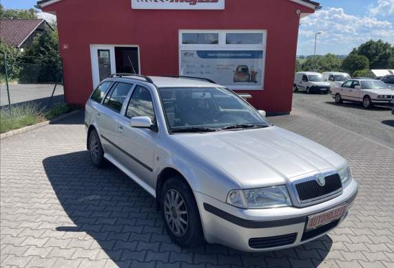 Škoda - Octavia