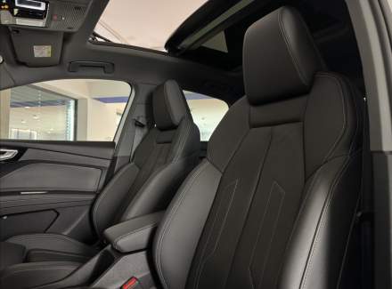 Audi - Q4 e-tron