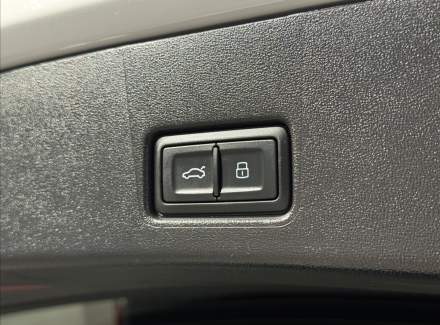 Audi - Q4 e-tron