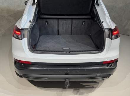 Audi - Q4 e-tron