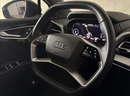 Audi - Q4 e-tron