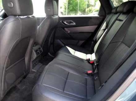 Land Rover - Range Rover Velar