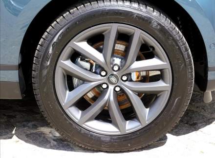 Land Rover - Range Rover Velar
