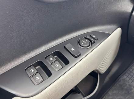 Kia - Stonic