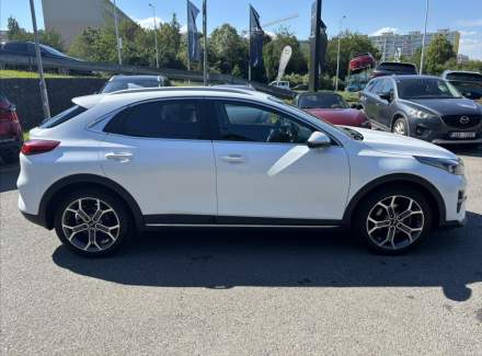 Kia - XCeed