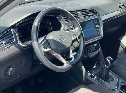 Volkswagen - Tiguan