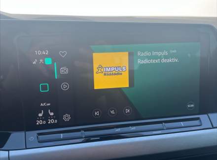 Volkswagen - Golf