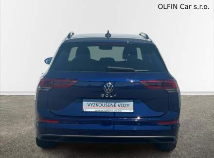 Volkswagen - Golf